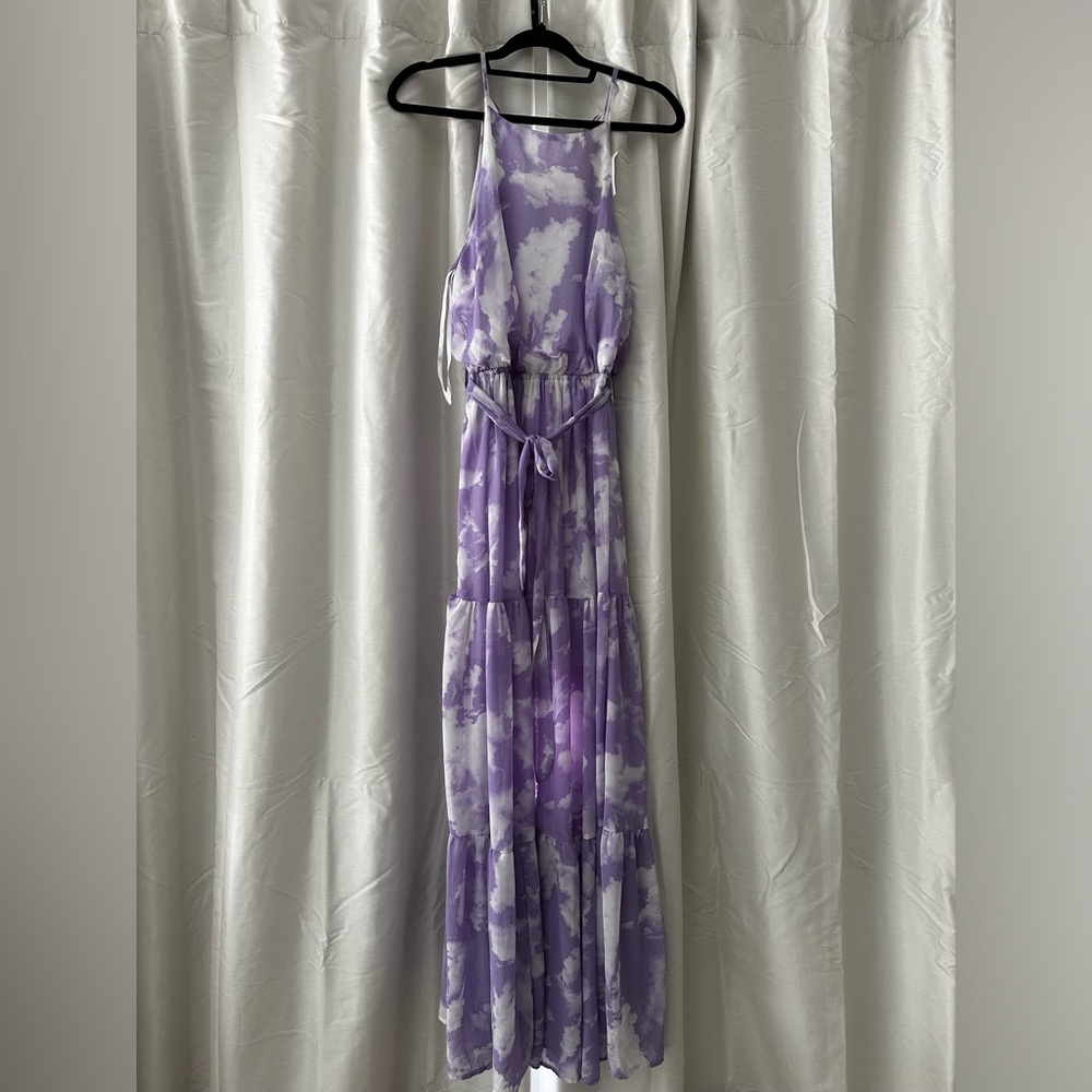Purple and white maxi dress never worn elastic waist and matching belt tie